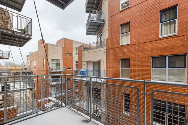 1236 Chicago Avenue 403, Evanston, IL 60202