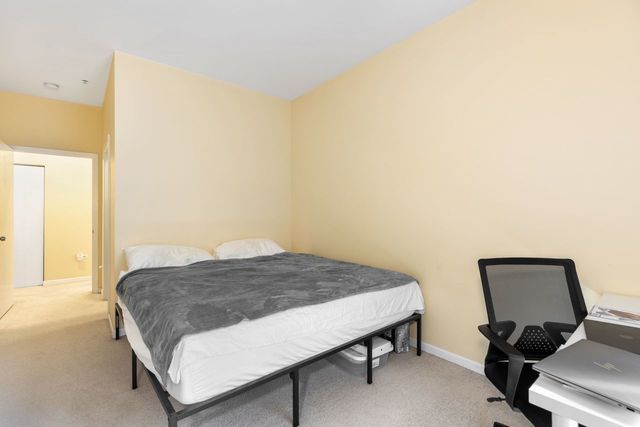 1236 Chicago Avenue 403, Evanston, IL 60202