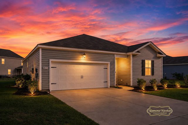 1075 Sennema Circle, Myrtle Beach, SC 29588
