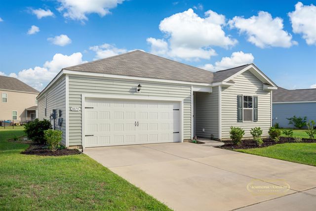 1075 Sennema Circle, Myrtle Beach, SC 29588
