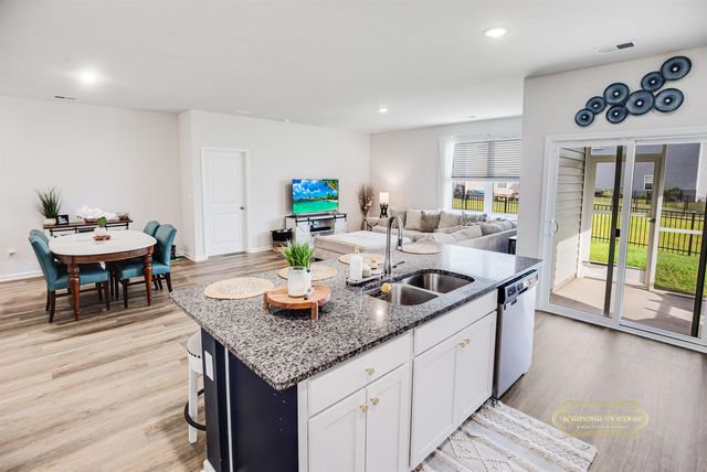 1075 Sennema Circle, Myrtle Beach, SC 29588