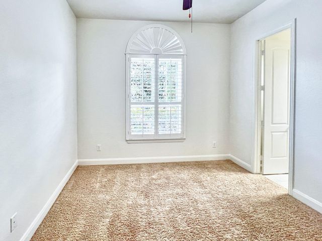 78 Lindenberry Circle, Spring, TX 77389