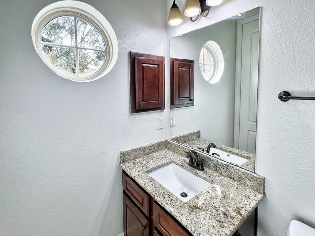 78 Lindenberry Circle, Spring, TX 77389