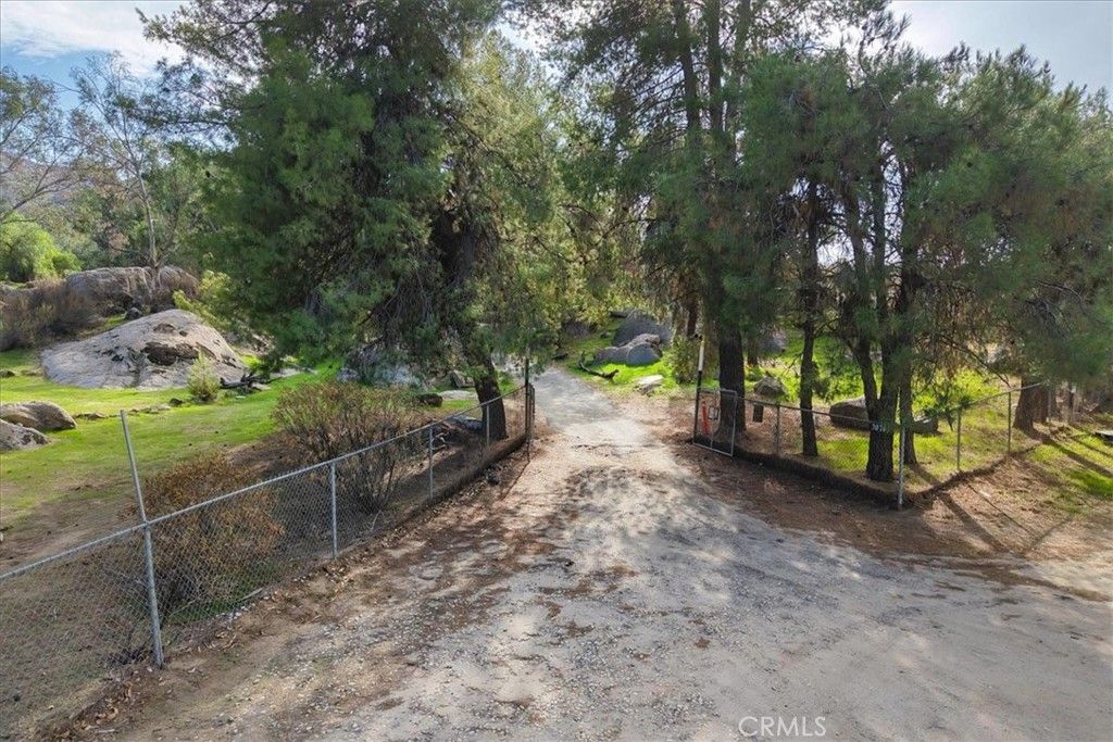 30705 Allen, Homeland, CA 92548 — photo 2
