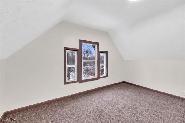 3887 W 21st Street, Cleveland, OH 44109