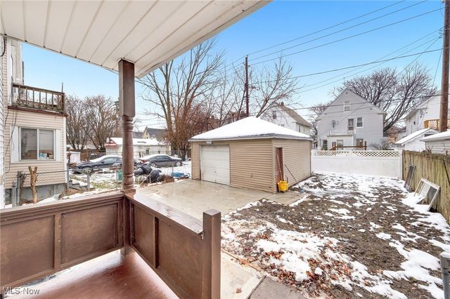 3887 W 21st Street, Cleveland, OH 44109