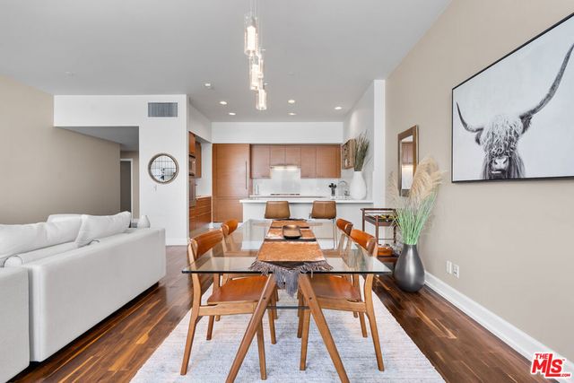 900 W Olympic Boulevard 40D, Los Angeles, CA 90015