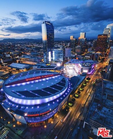 900 W Olympic Boulevard 40D, Los Angeles, CA 90015