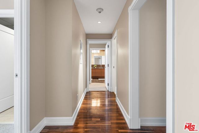 900 W Olympic Boulevard 40D, Los Angeles, CA 90015