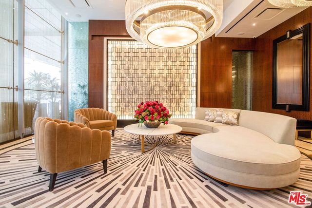 900 W Olympic Boulevard 40D, Los Angeles, CA 90015