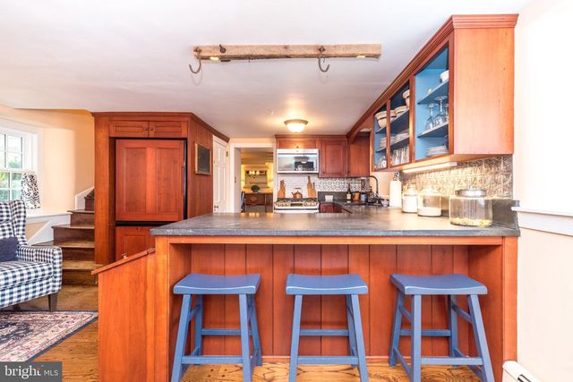 691 MANN RD, Horsham, PA 19044