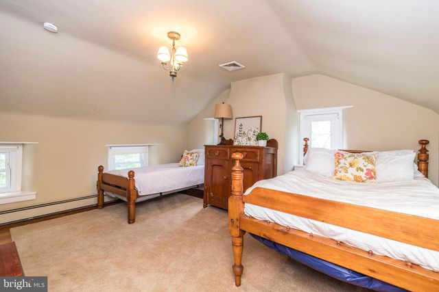 691 MANN RD, Horsham, PA 19044
