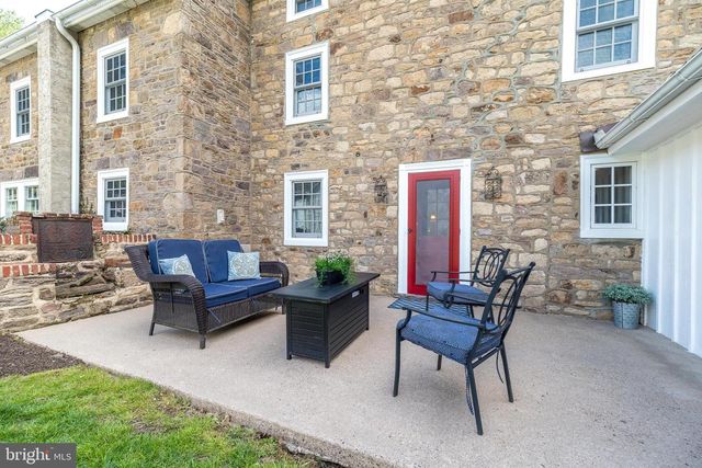 691 MANN RD, Horsham, PA 19044