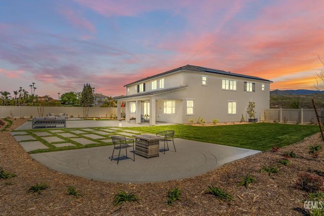 5808 Levanto Street, Bakersfield, CA 93306