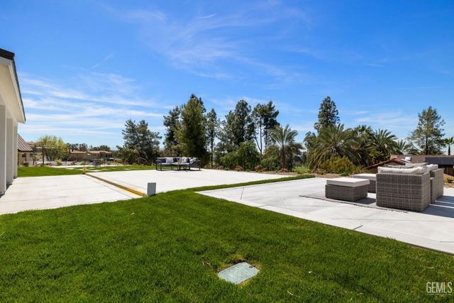 5808 Levanto Street, Bakersfield, CA 93306