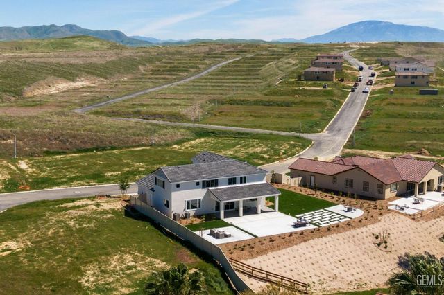 5808 Levanto Street, Bakersfield, CA 93306