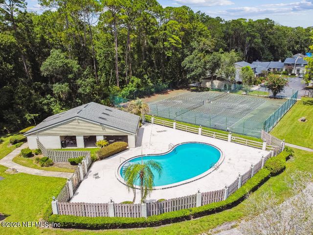 7701 BAYMEADOWS Circle 1036, Jacksonville, FL 32256