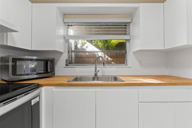 3507 SW 25th Ter 0, Miami, FL 33133