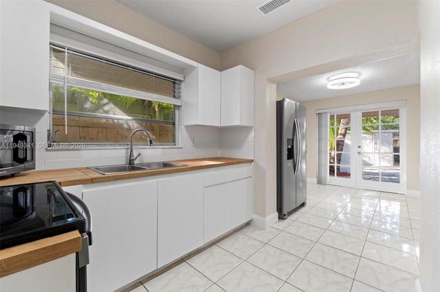 3507 SW 25th Ter 0, Miami, FL 33133