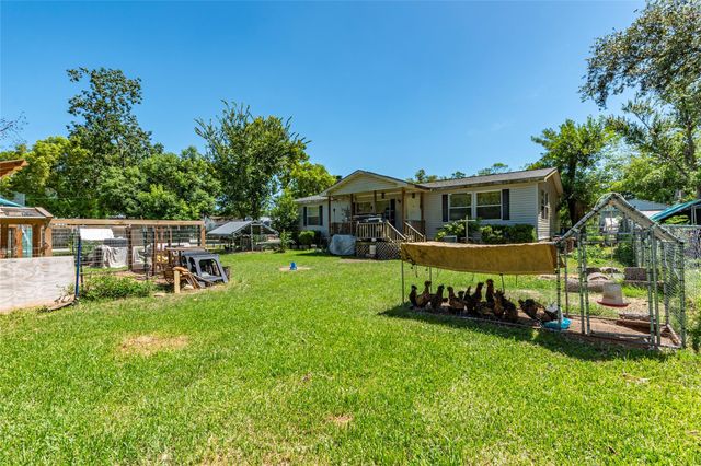 4624 6th Street, Bacliff, TX 77518