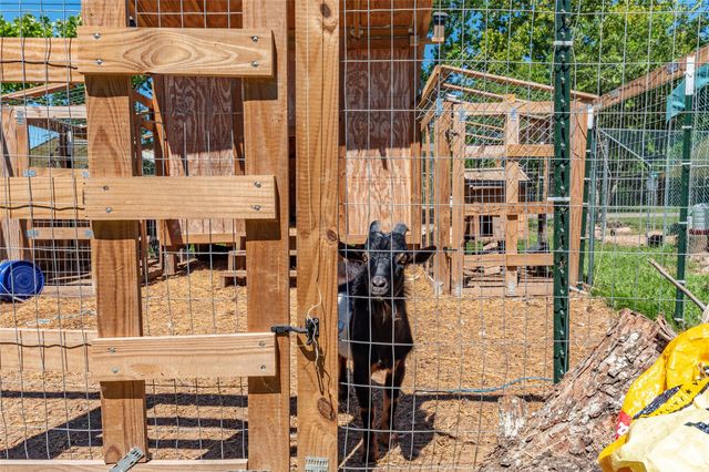 4624 6th Street, Bacliff, TX 77518