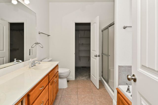 912 E Welch Street, Nixa, MO 65714