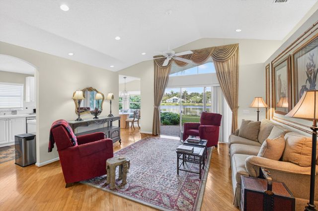 11648 Pamplona Boulevard, Boynton Beach, FL 33437