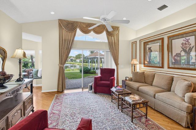 11648 Pamplona Boulevard, Boynton Beach, FL 33437