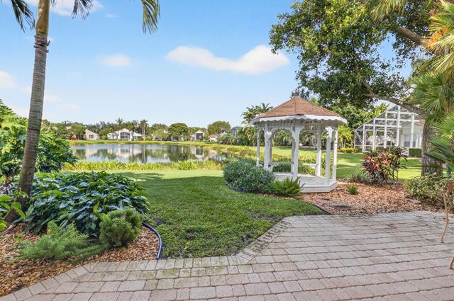 11648 Pamplona Boulevard, Boynton Beach, FL 33437