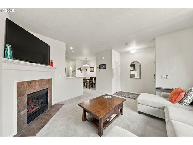 1027 Se NAZOMI Ave, Hillsboro, OR 97123