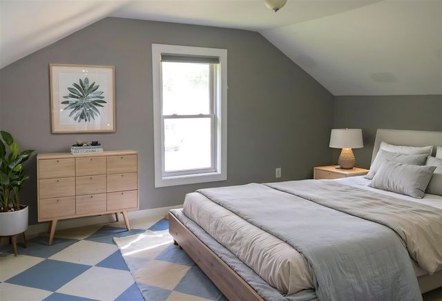 406 N Elm Street, Three Oaks, MI 49128