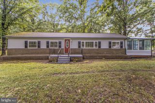 1615 TRUSLOW RD, Fredericksburg, VA 22406