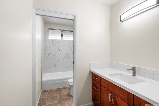 416 Opihikao Place 512, Honolulu, HI 96825