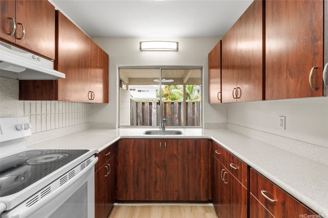 416 Opihikao Place 512, Honolulu, HI 96825