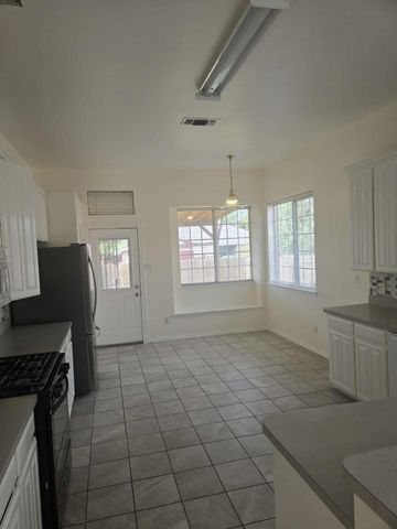 9021 River Trails Boulevard, Fort Worth, TX 76118