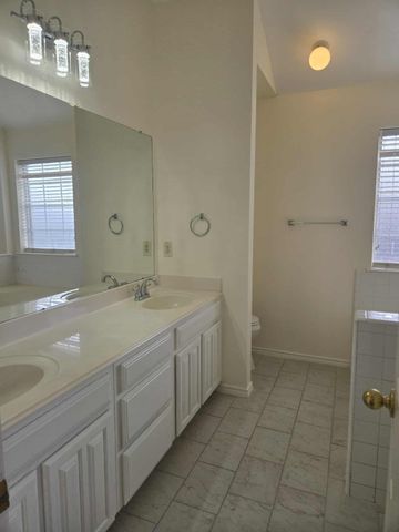 9021 River Trails Boulevard, Fort Worth, TX 76118