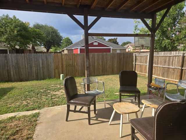 9021 River Trails Boulevard, Fort Worth, TX 76118