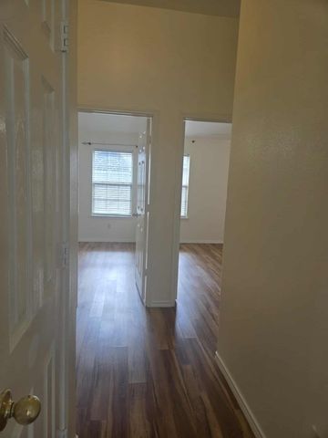 9021 River Trails Boulevard, Fort Worth, TX 76118