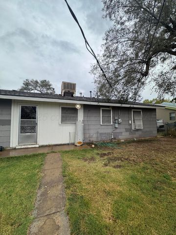 2413 Poplar Street, Amarillo, TX 79107