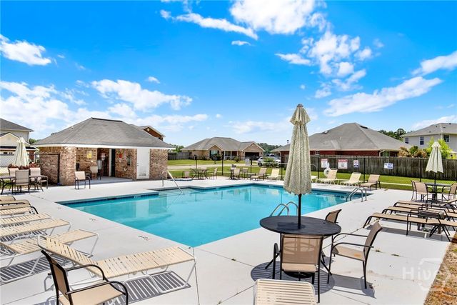 384 Manchester Court, Midway, GA 31320