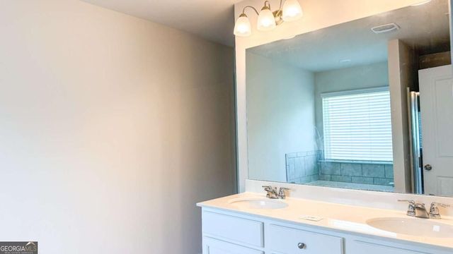 3472 Lakeview Creek, Lithonia, GA 30038
