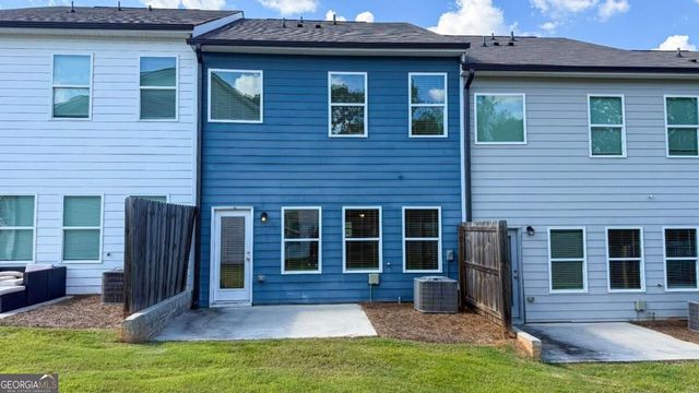 3472 Lakeview Creek, Lithonia, GA 30038