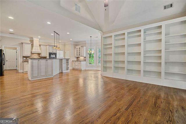 35 E Harbor Drive, Dawsonville, GA 30534