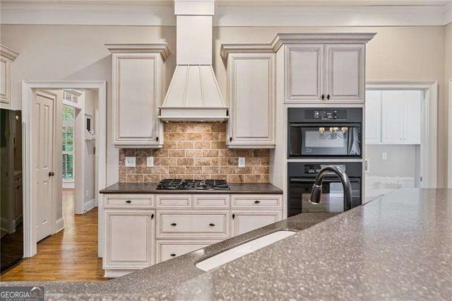 35 E Harbor Drive, Dawsonville, GA 30534