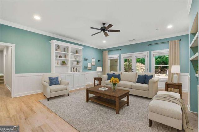 35 E Harbor Drive, Dawsonville, GA 30534