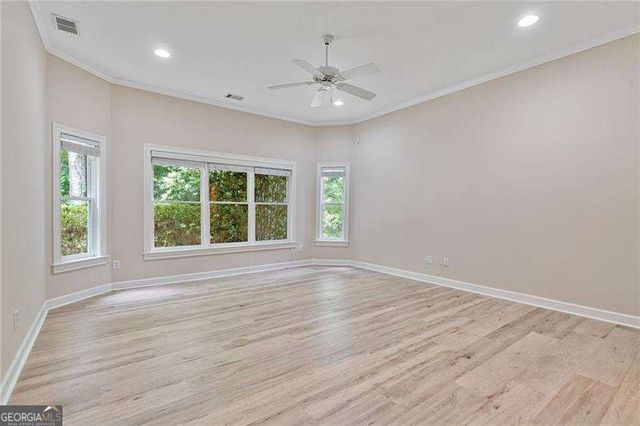 35 E Harbor Drive, Dawsonville, GA 30534