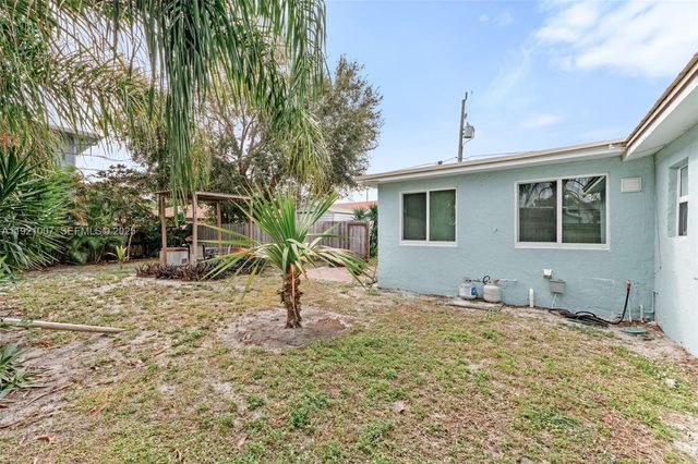 112 Milton St 114, Lantana, FL 33462