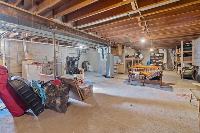 W295S10874 Highway ES, Mukwonago, WI 53149
