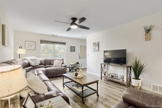 7110 S Gaylord Street O6, Centennial, CO 80122