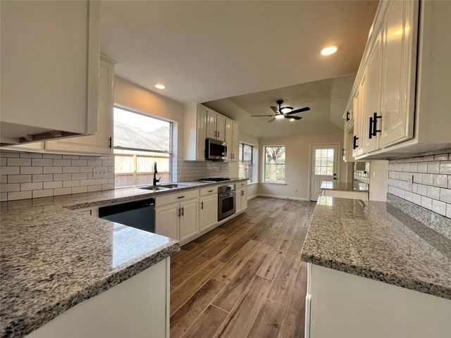 8726 Bridge Park Drive, Houston, TX 77064